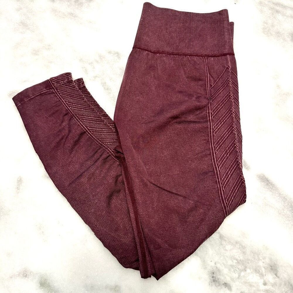 Soul By SoulCycle Ribbed Elastic Waist Seamless Moto Active Legging Maroon Large